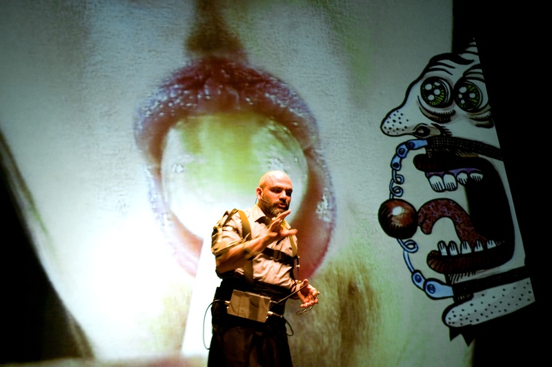 Protomembrana 2006. Interactive Performance. Ortotongue scene. Author: Marcel·lí Antúnez Roca. Photo: Carles Rodriguez.