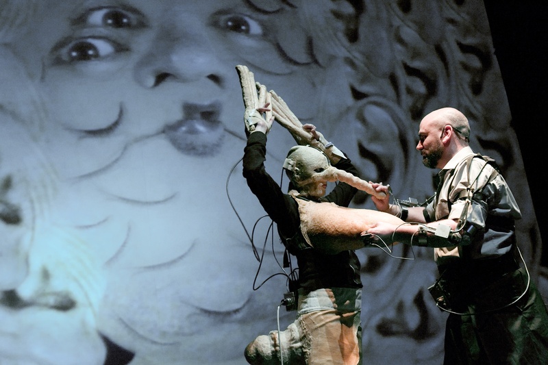 Protomembrana 2006. Interactive Performance. Epidermia scene. Author: Marcel·lí Antúnez Roca. Photo: Carles Rodriguez.