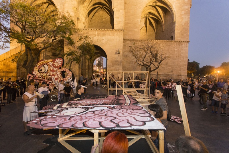 Tracapello Falla preparation. Furs Place, Valencia.. Author: Marcel·lí Antúnez Roca. Photo: Carles Rodriguez.