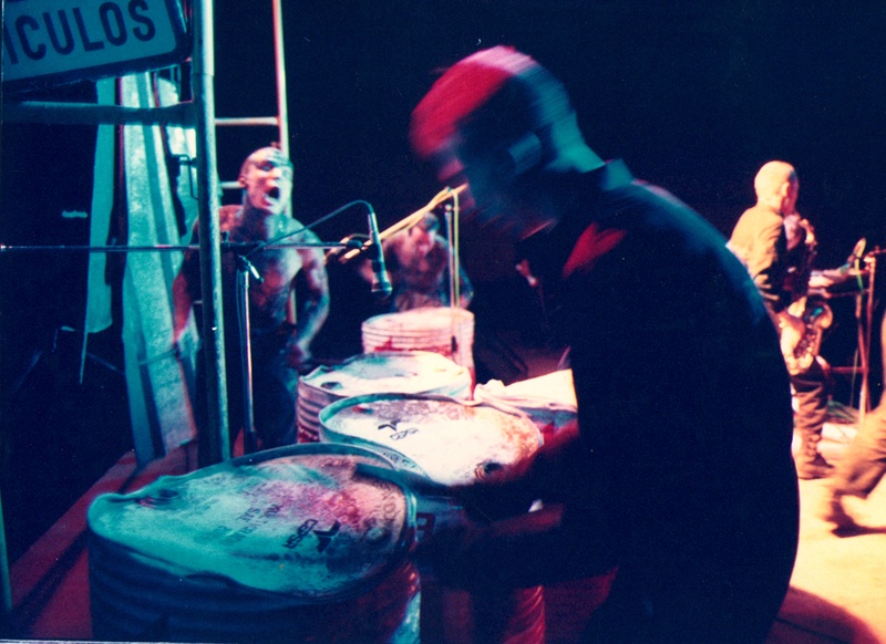 La Fura dels Baus. Accions 1984. Lona scene. Author: La fura dels baus. Photo: Josep Gol.