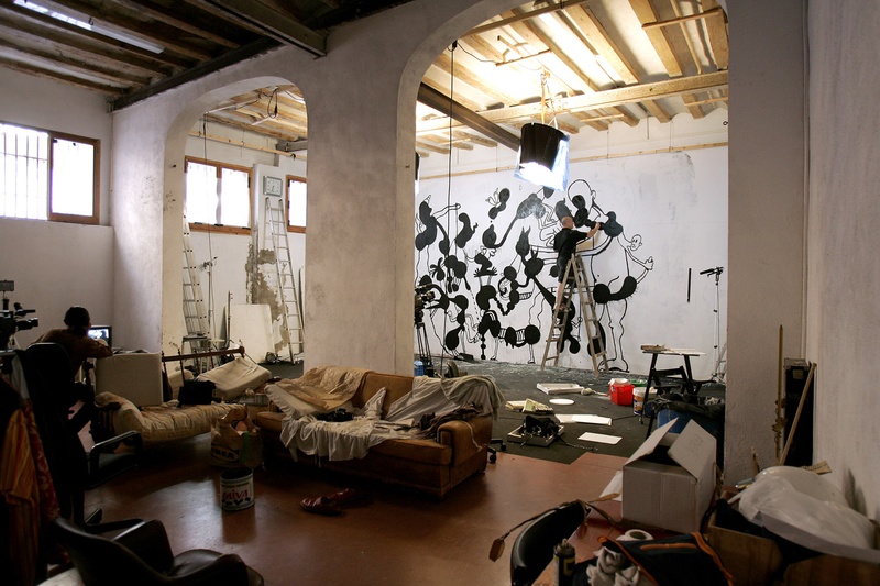 DIBUIXANT 2005. Documentary film. Silouette mural. Author: Marcel·lí Antúnez Roca. Photo: Carles Rodriguez.