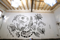  Author: Marcel·lí Antúnez Roca. Photo: Carles Rodriguez. <a href='https://www.marceliantunez.com/media/img/work/32DIBUIXANT_MURAL_BACTERIA_1.jpg' target='_blank'>Download original</a> <span style='color:transparent'>386</span>